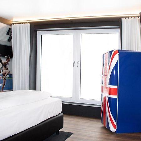 Tu Hotel By Wmm Hotels Tuningen Bagian luar foto
