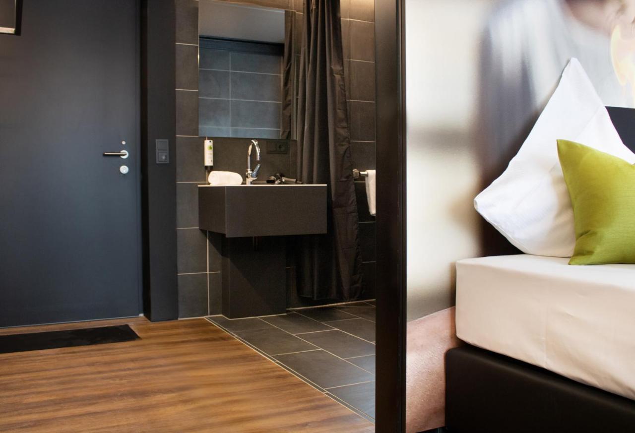 Tu Hotel By Wmm Hotels Tuningen Bagian luar foto